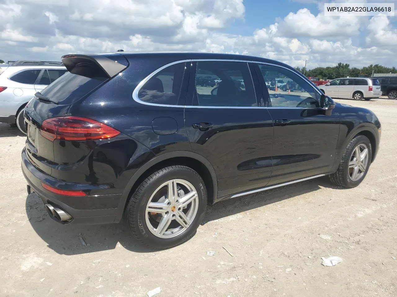 WP1AB2A22GLA96618 2016 Porsche Cayenne S