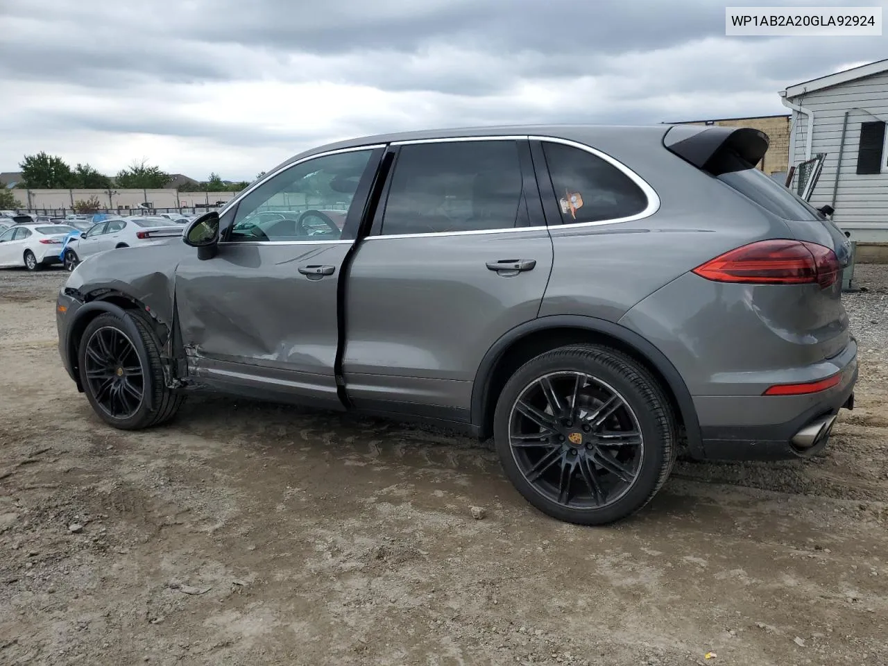 WP1AB2A20GLA92924 2016 Porsche Cayenne S