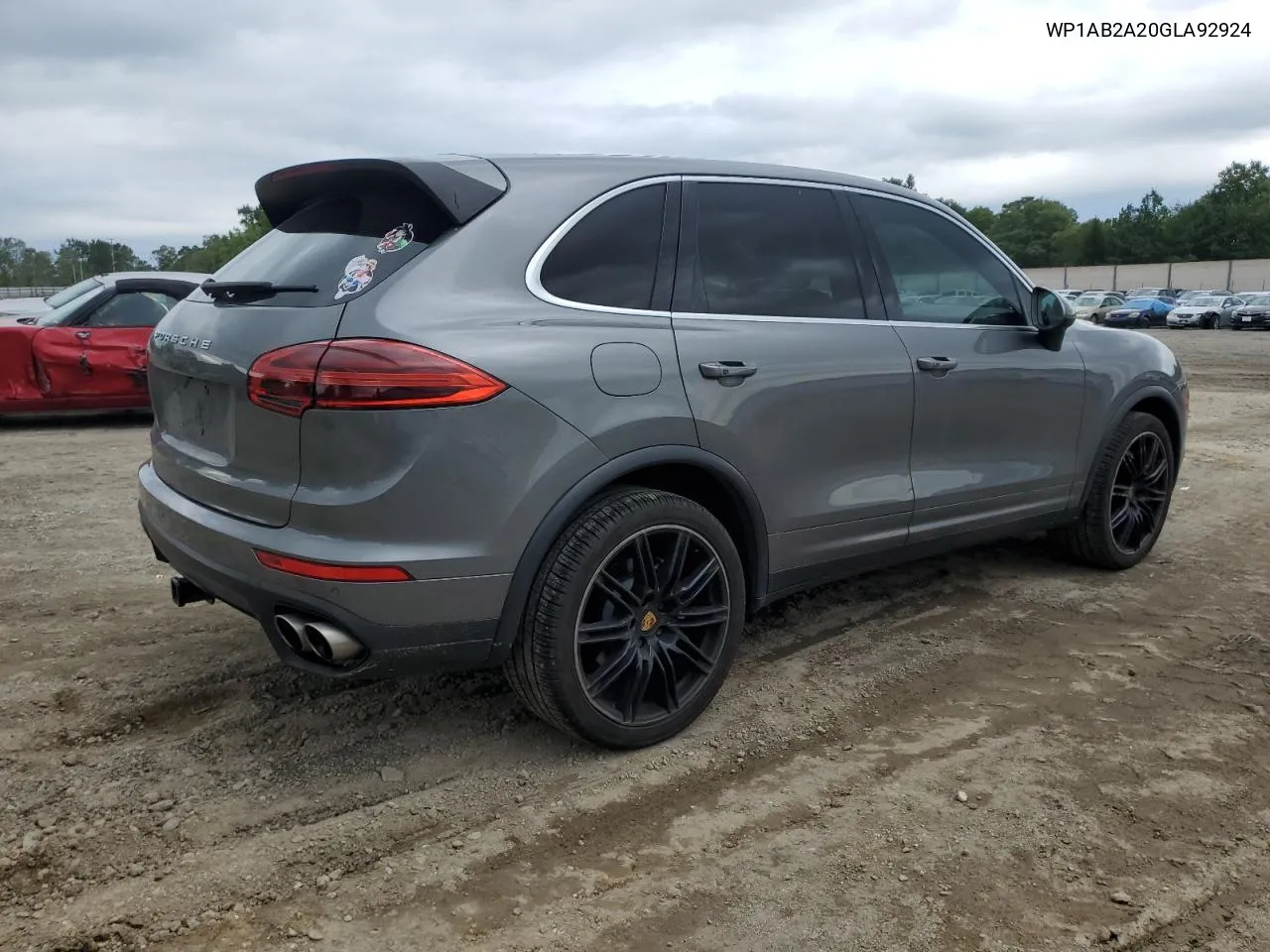 WP1AB2A20GLA92924 2016 Porsche Cayenne S