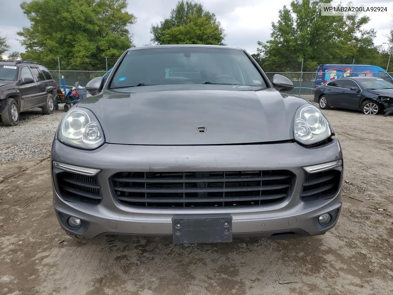 2016 Porsche Cayenne S VIN: WP1AB2A20GLA92924 Lot: 74456714