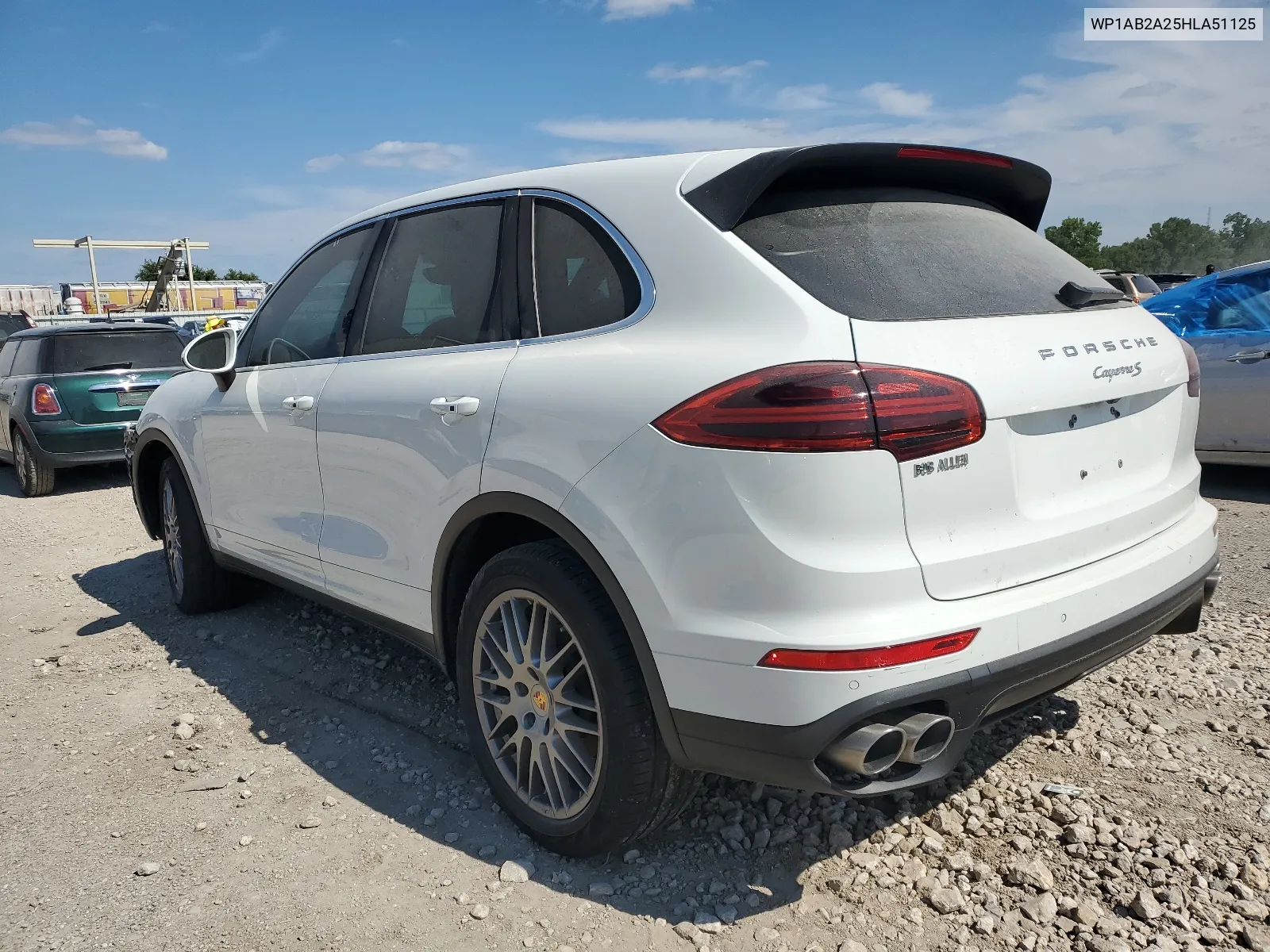 2017 Porsche Cayenne S VIN: WP1AB2A25HLA51125 Lot: 63460924