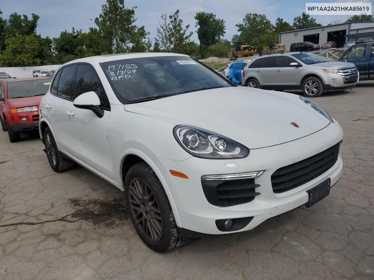 WP1AA2A21HKA85619 2017 Porsche Cayenne