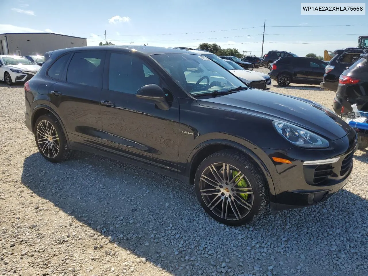 2017 Porsche Cayenne Se Hybrid Platinum VIN: WP1AE2A2XHLA75668 Lot: 68877444