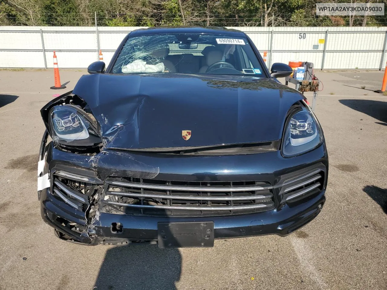 WP1AA2AY3KDA09030 2019 Porsche Cayenne