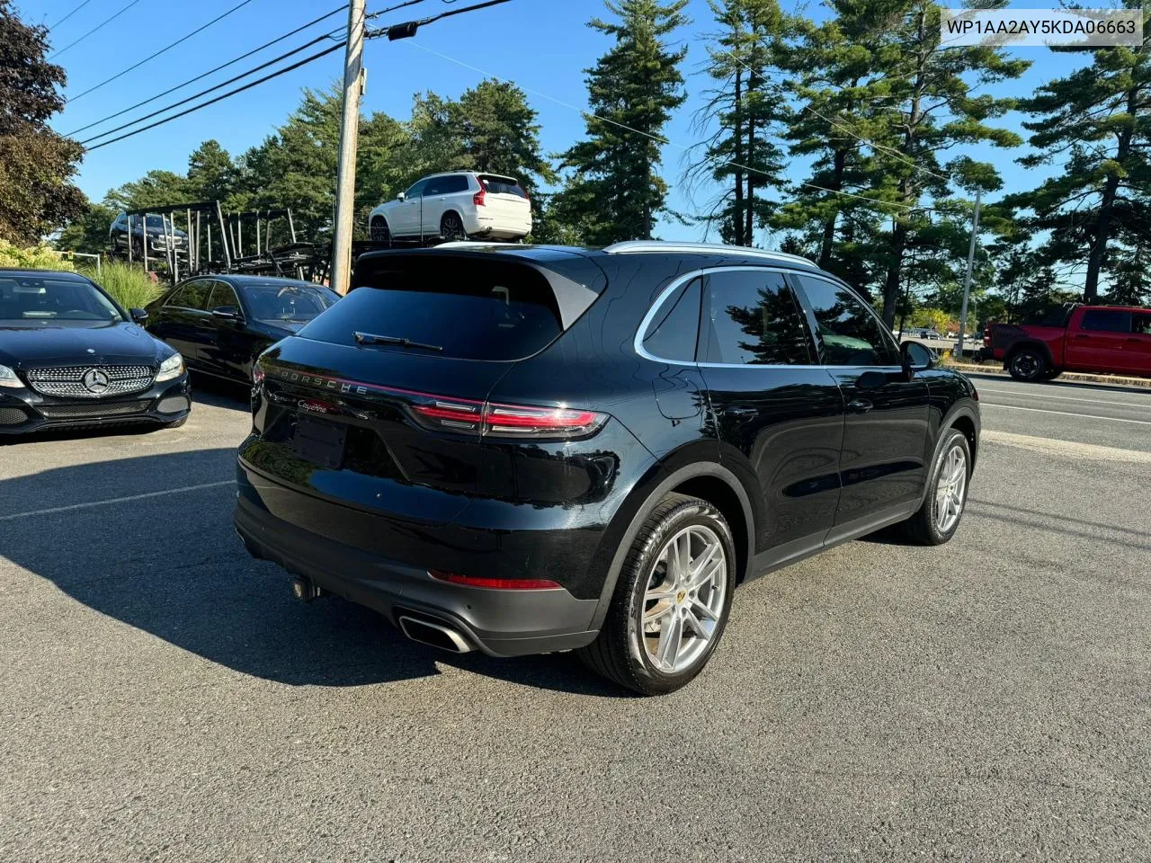 WP1AA2AY5KDA06663 2019 Porsche Cayenne