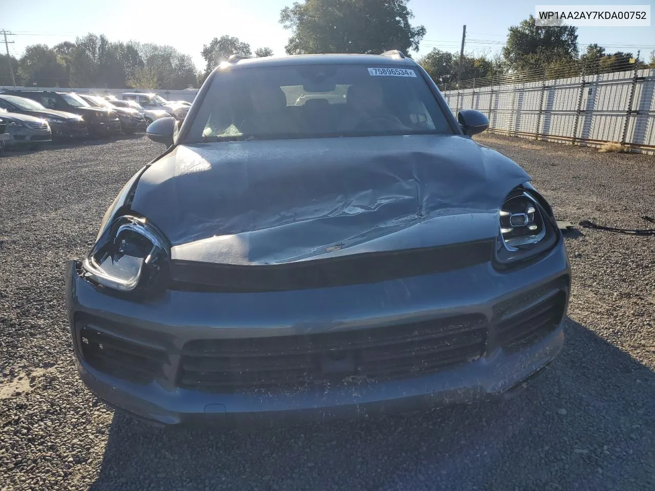 WP1AA2AY7KDA00752 2019 Porsche Cayenne