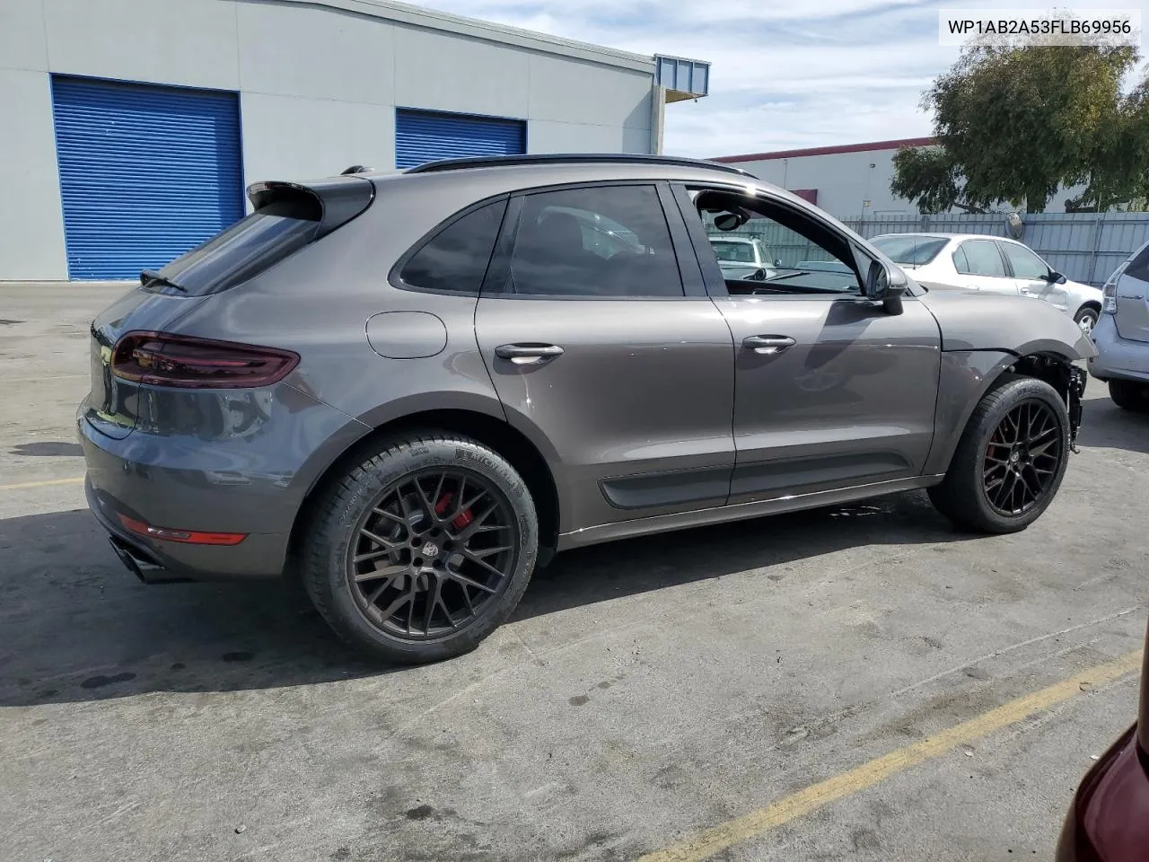 2015 Porsche Macan S VIN: WP1AB2A53FLB69956 Lot: 75748864