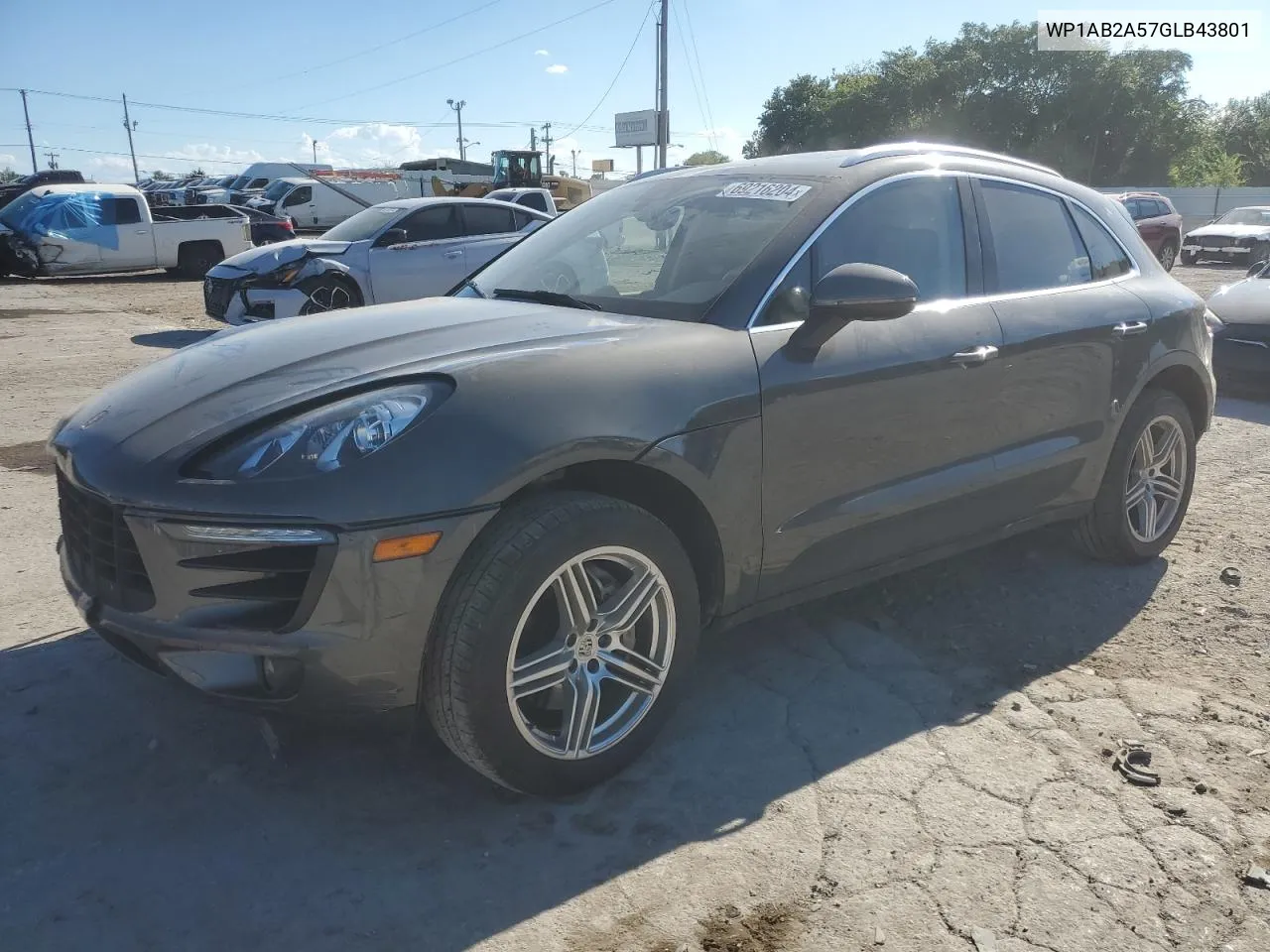 WP1AB2A57GLB43801 2016 Porsche Macan S