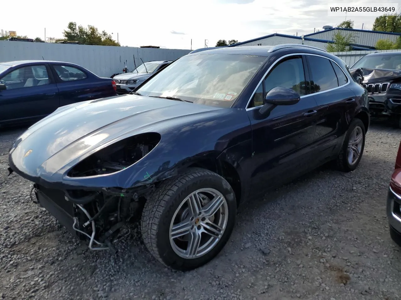 2016 Porsche Macan S VIN: WP1AB2A55GLB43649 Lot: 70267614