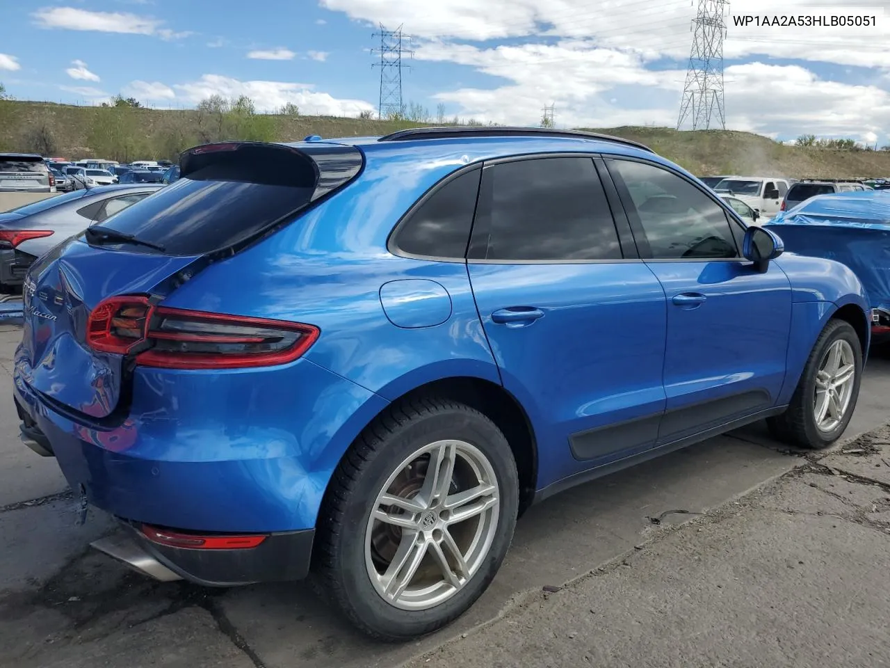 WP1AA2A53HLB05051 2017 Porsche Macan