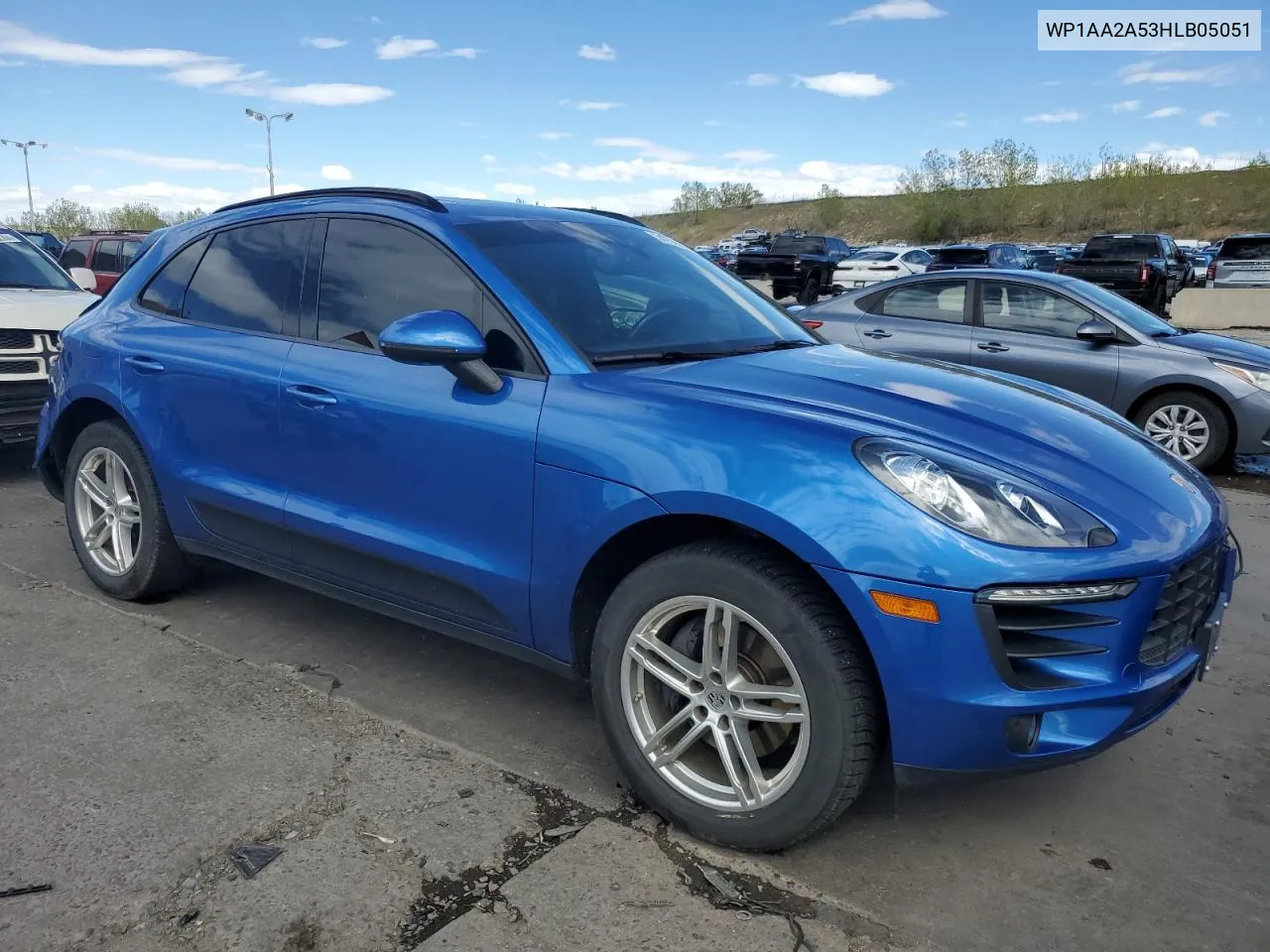 WP1AA2A53HLB05051 2017 Porsche Macan