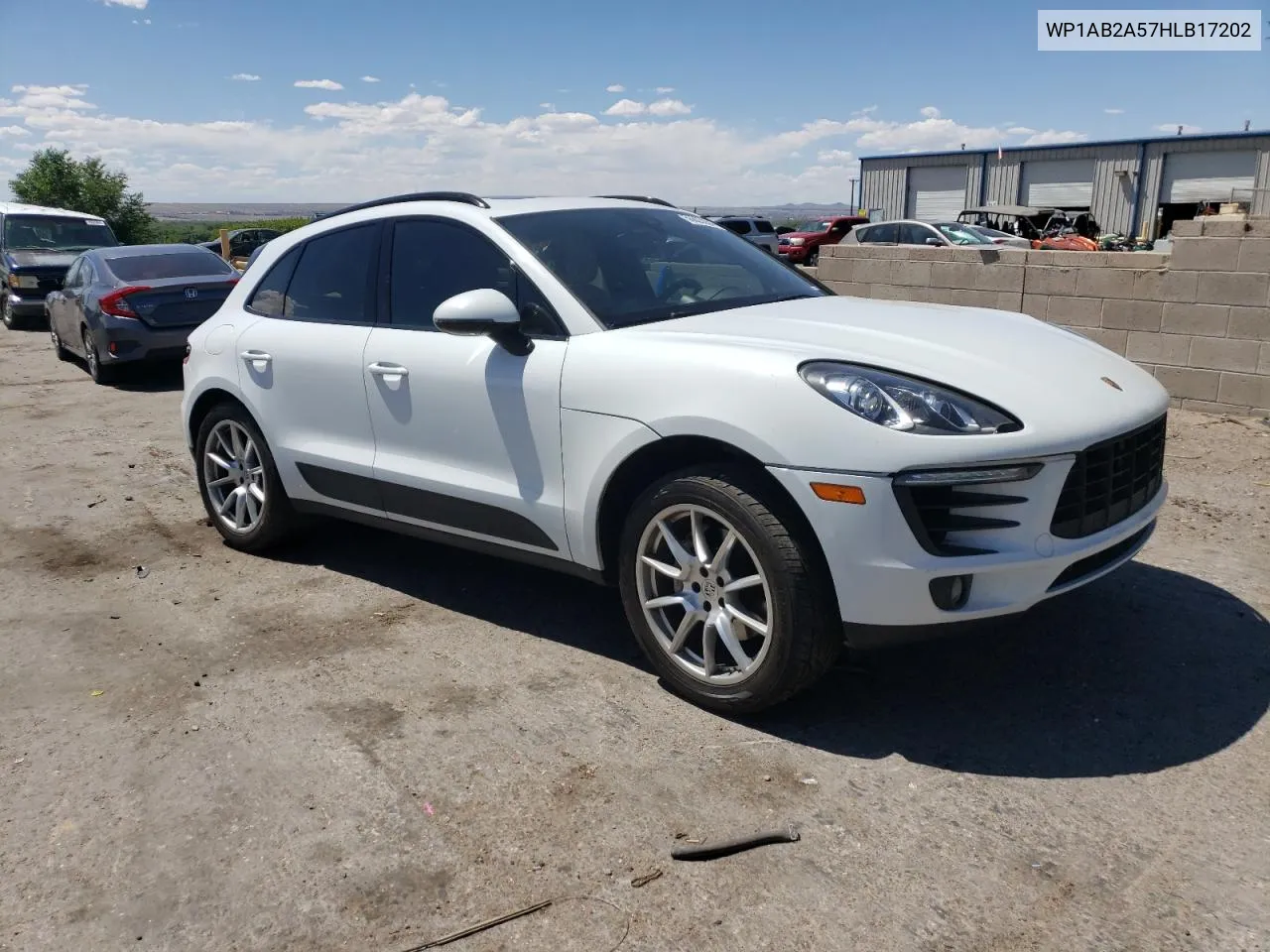 WP1AB2A57HLB17202 2017 Porsche Macan S