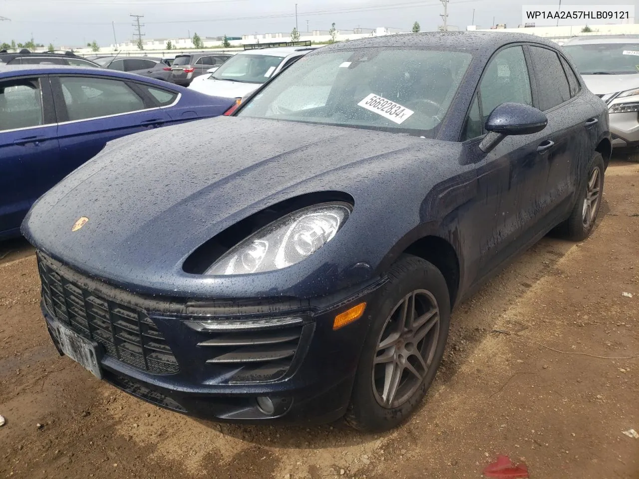 WP1AA2A57HLB09121 2017 Porsche Macan