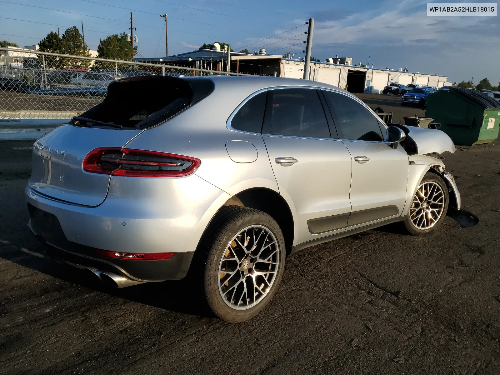 WP1AB2A52HLB18015 2017 Porsche Macan S