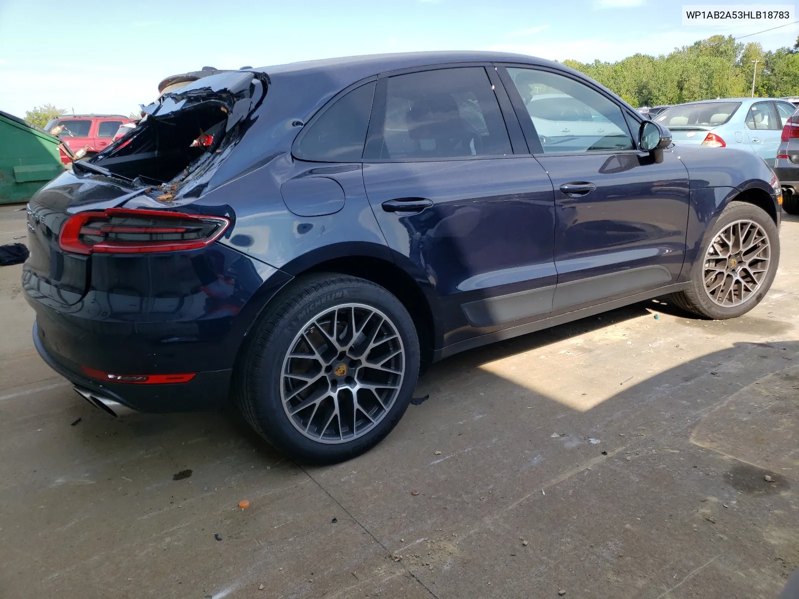 2017 Porsche Macan S VIN: WP1AB2A53HLB18783 Lot: 67018214