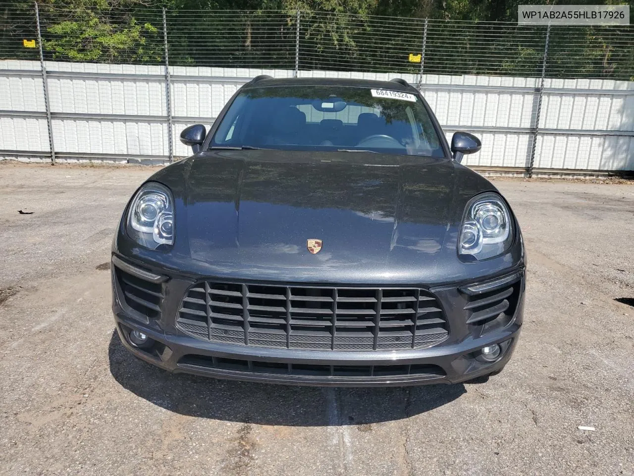 2017 Porsche Macan S VIN: WP1AB2A55HLB17926 Lot: 68419324