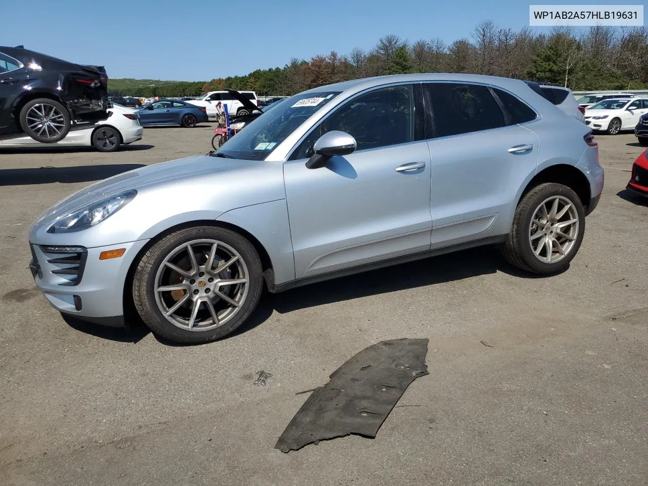 2017 Porsche Macan S VIN: WP1AB2A57HLB19631 Lot: 69635744