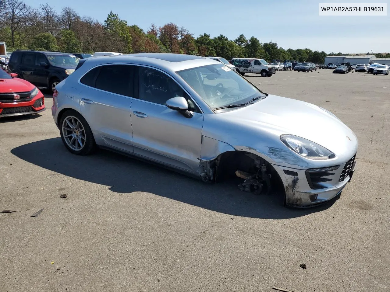 2017 Porsche Macan S VIN: WP1AB2A57HLB19631 Lot: 69635744