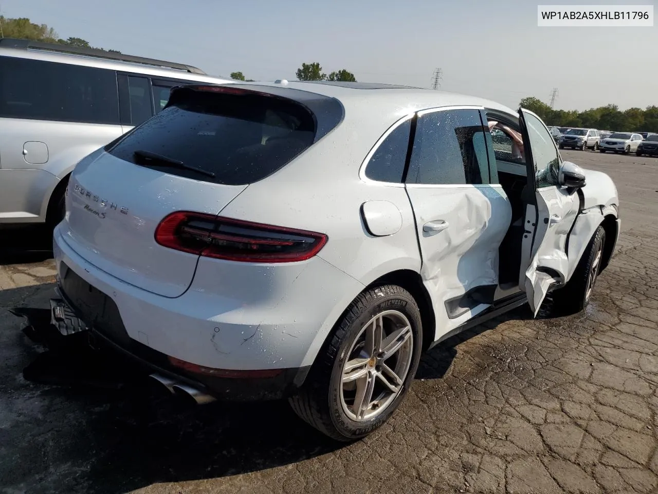 WP1AB2A5XHLB11796 2017 Porsche Macan S