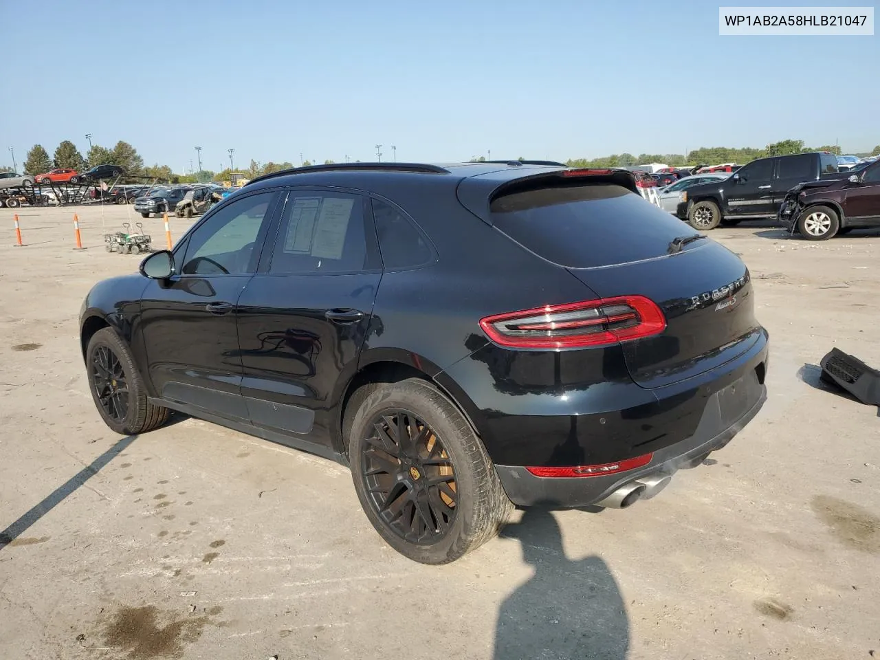 WP1AB2A58HLB21047 2017 Porsche Macan S