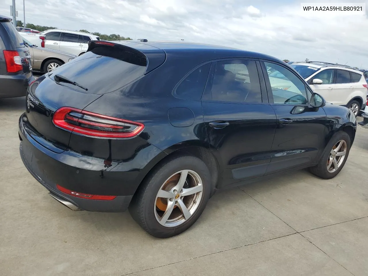 2017 Porsche Macan VIN: WP1AA2A59HLB80921 Lot: 75090464