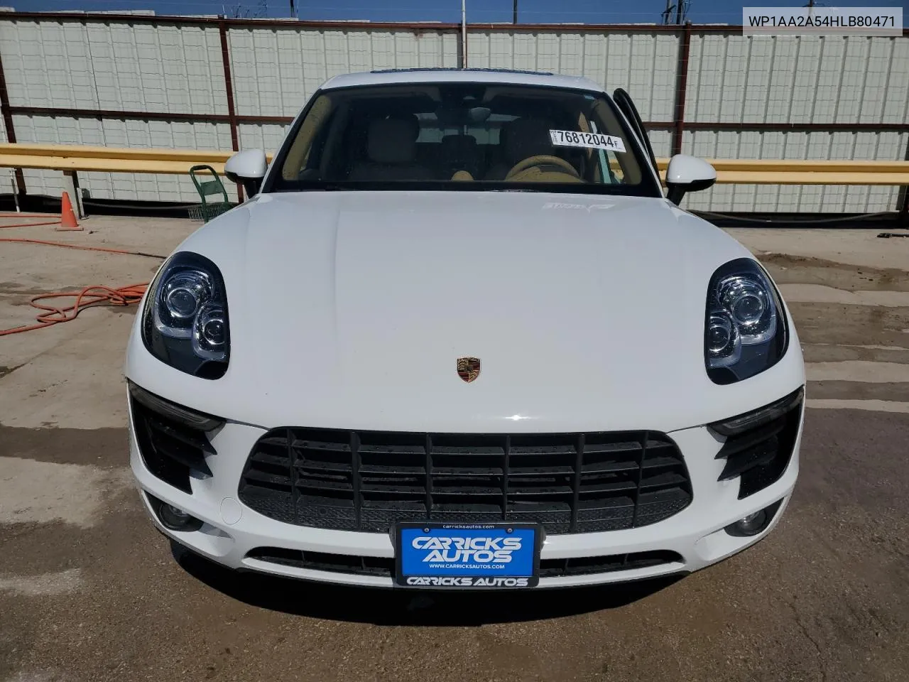 2017 Porsche Macan VIN: WP1AA2A54HLB80471 Lot: 76812044