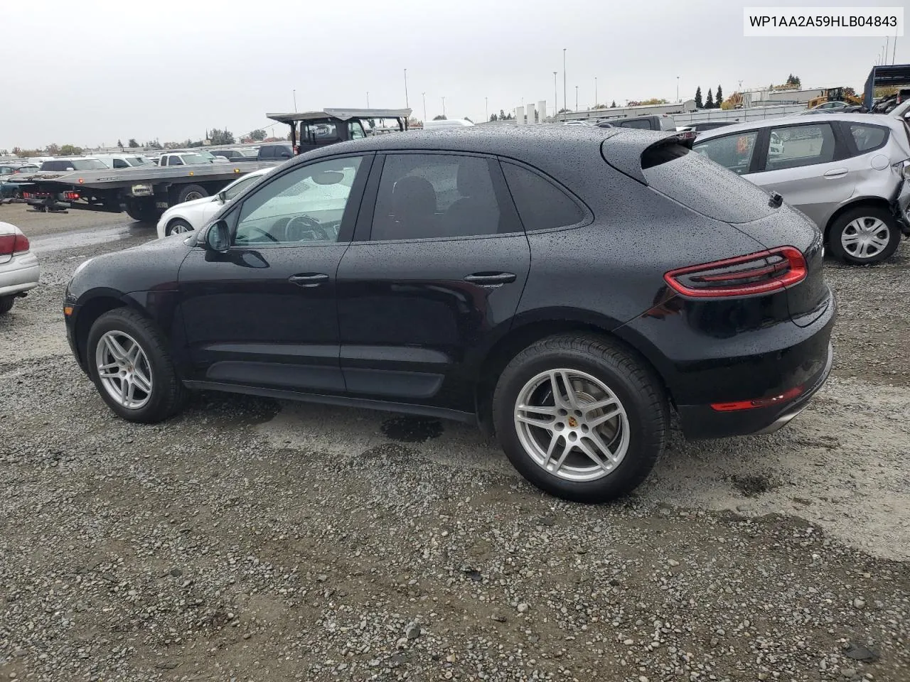 2017 Porsche Macan VIN: WP1AA2A59HLB04843 Lot: 81358184