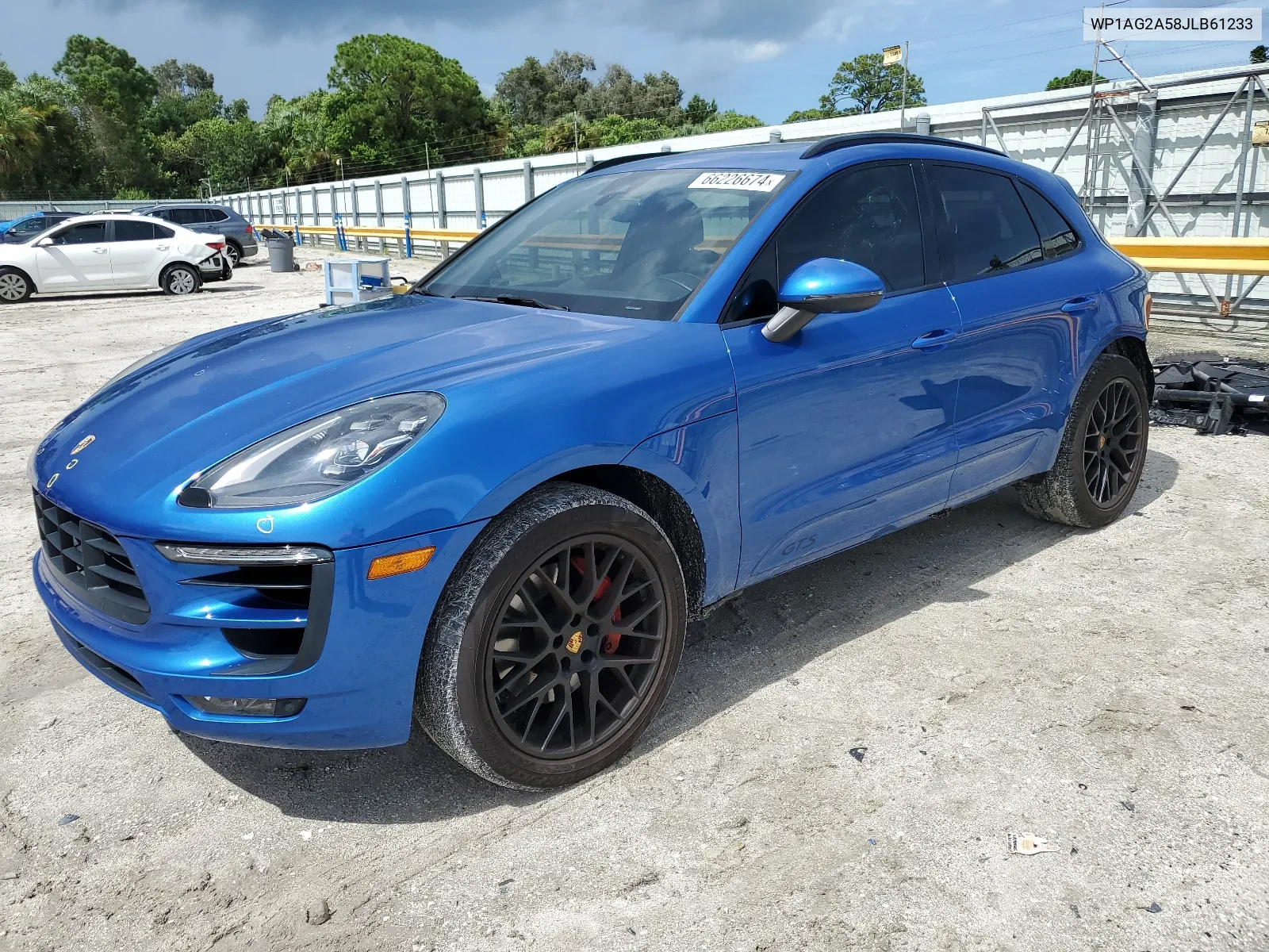 2018 Porsche Macan Gts VIN: WP1AG2A58JLB61233 Lot: 66226674