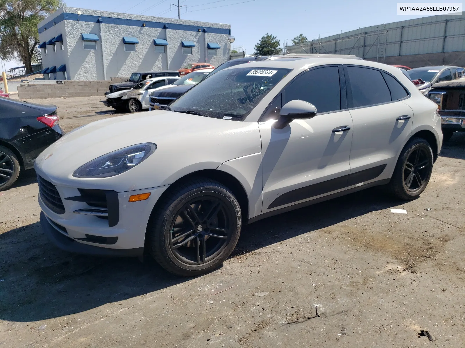 WP1AA2A58LLB07967 2020 Porsche Macan