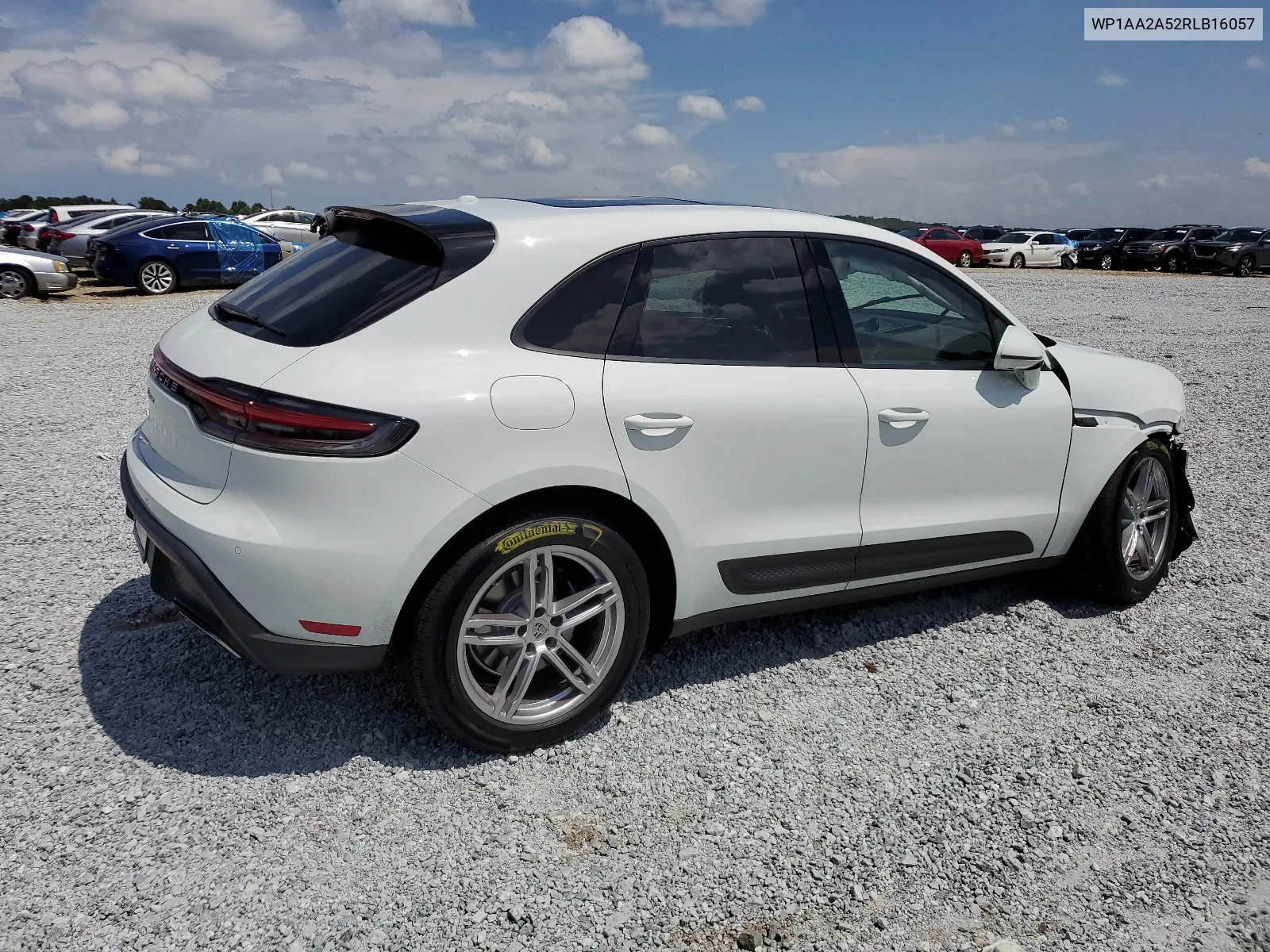 2024 Porsche Macan Base VIN: WP1AA2A52RLB16057 Lot: 63584104