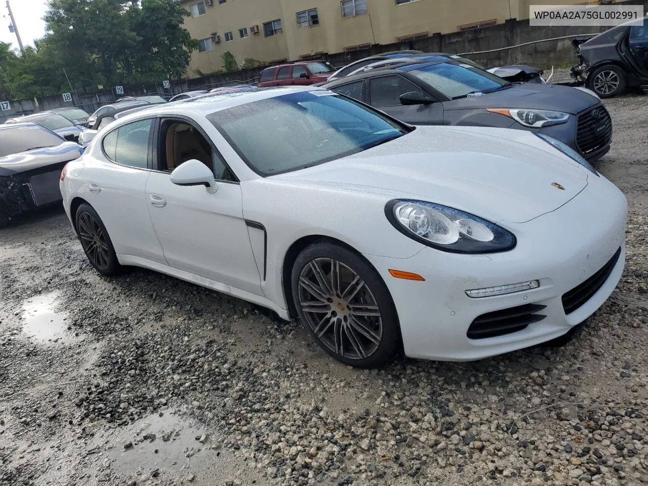 WP0AA2A75GL002991 2016 Porsche Panamera 2