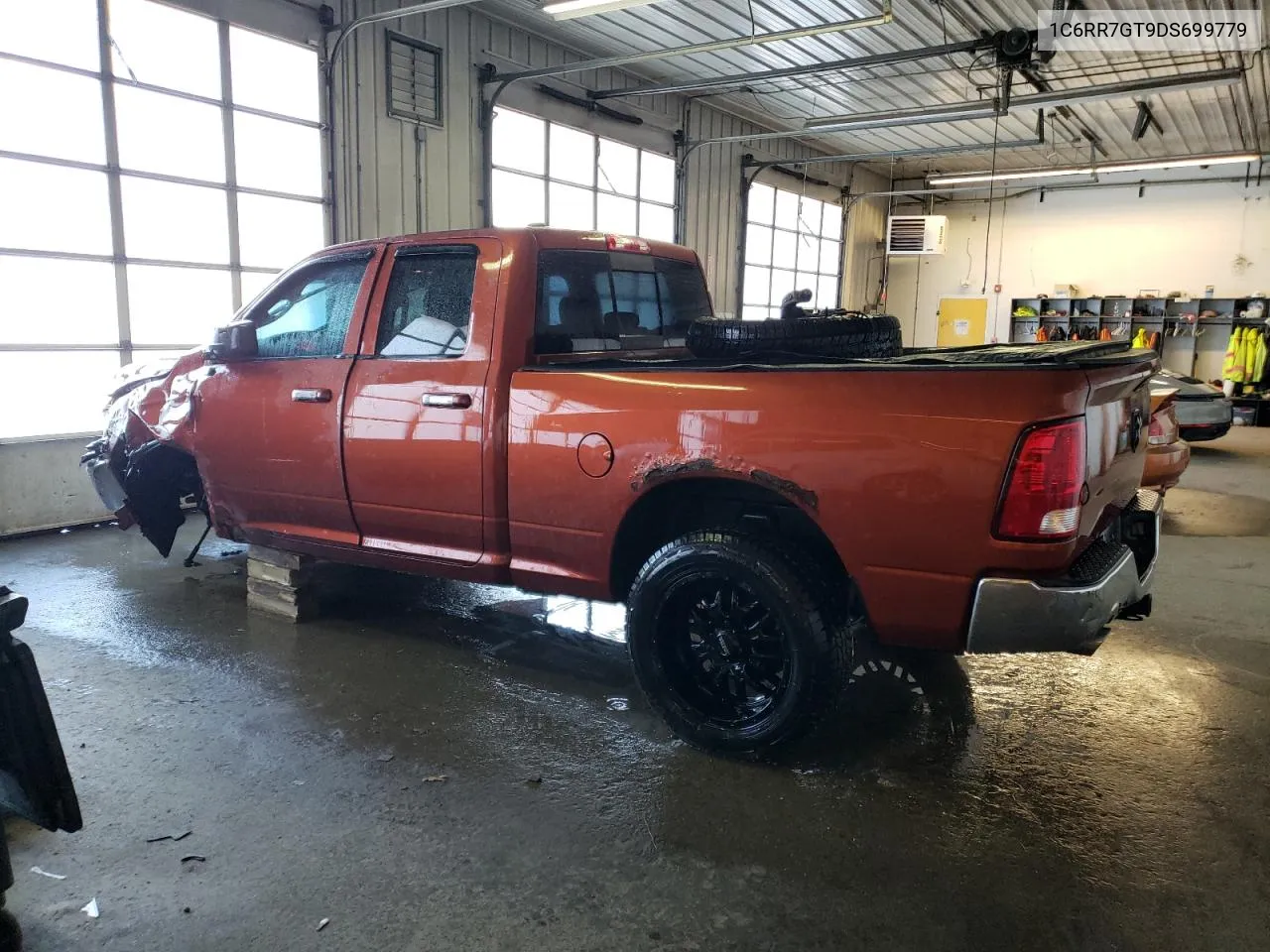 1C6RR7GT9DS699779 2013 Ram 1500 Slt