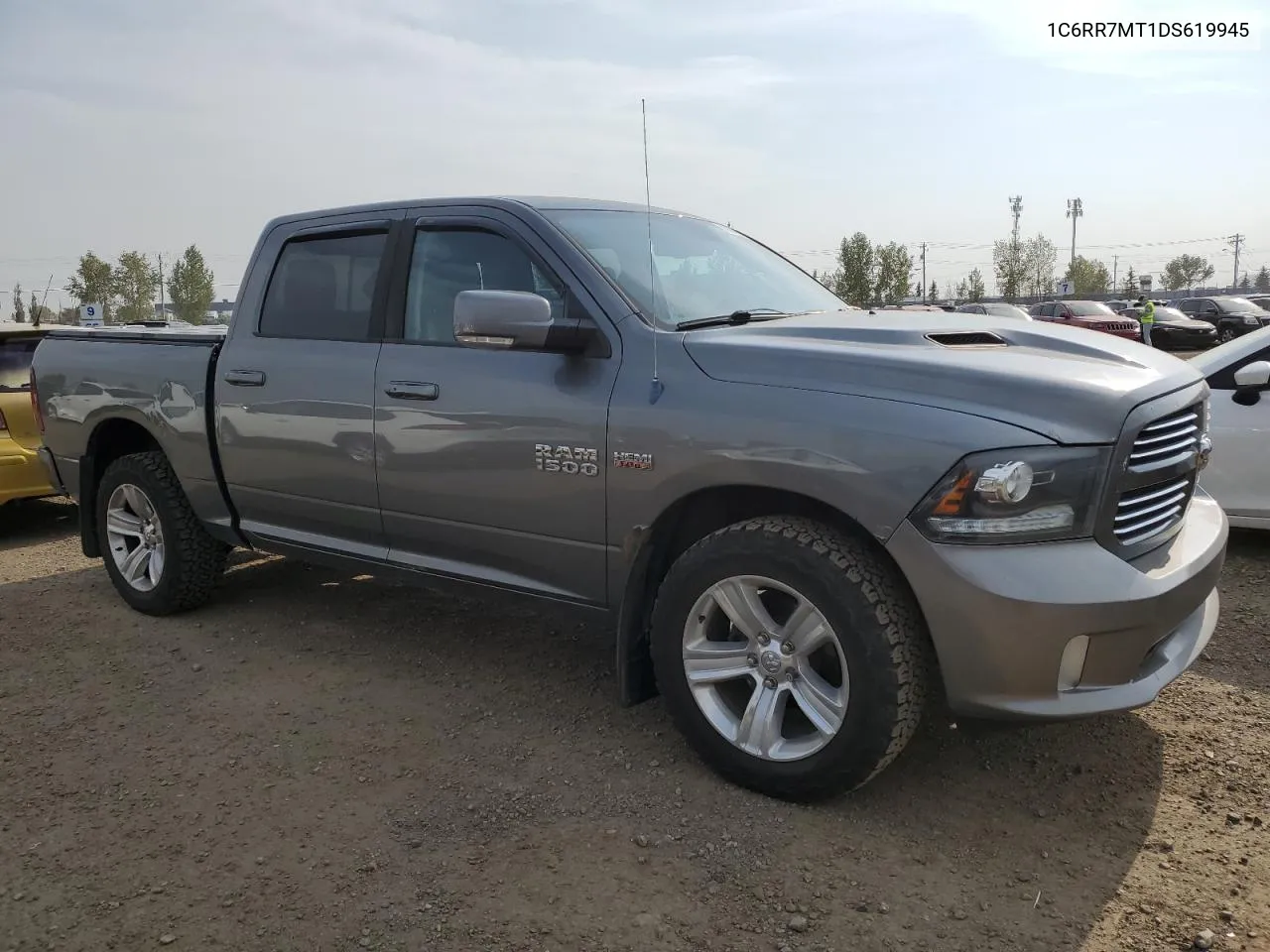 1C6RR7MT1DS619945 2013 Ram 1500 Sport