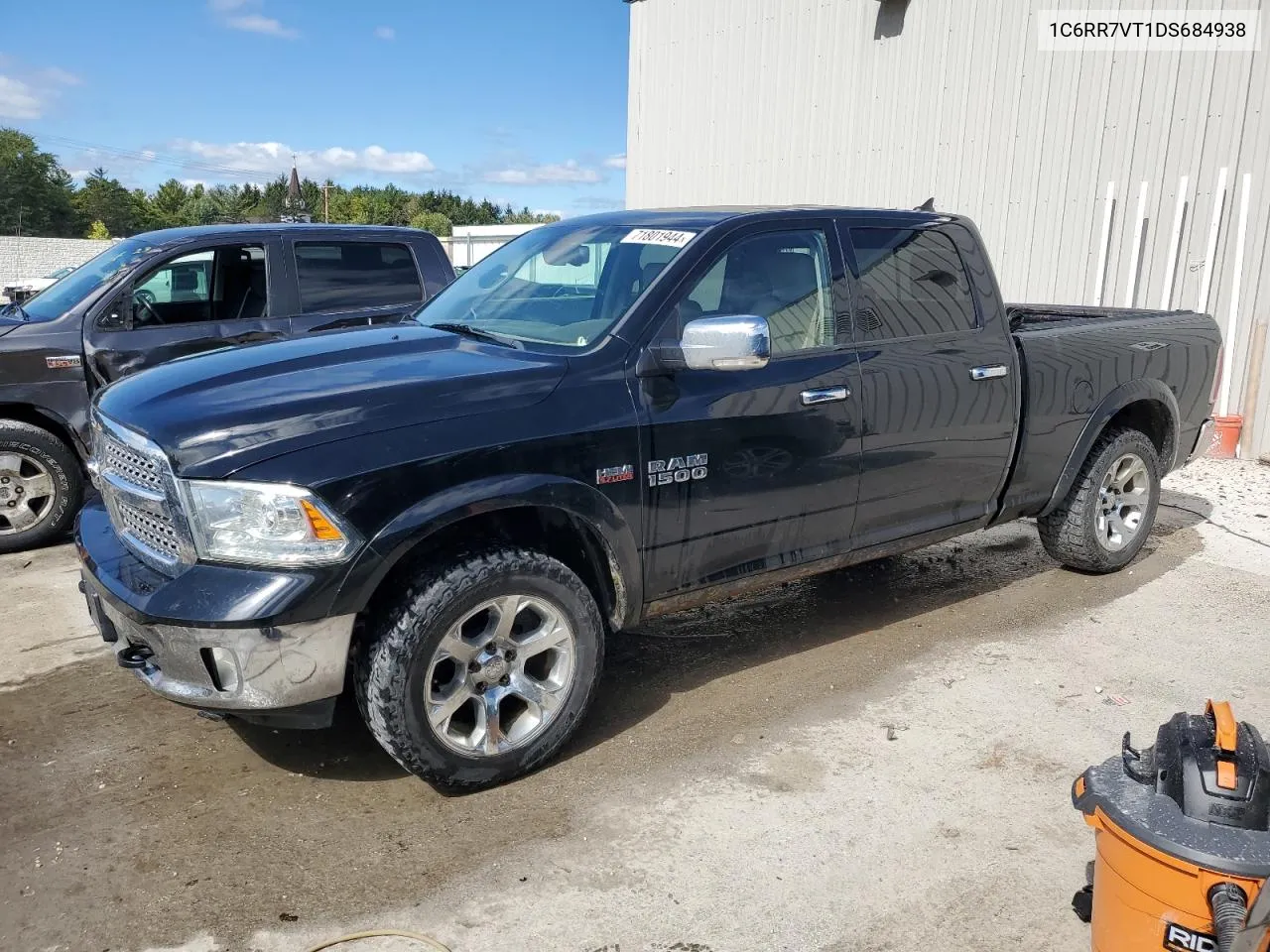 2013 Ram 1500 Laramie VIN: 1C6RR7VT1DS684938 Lot: 71801944