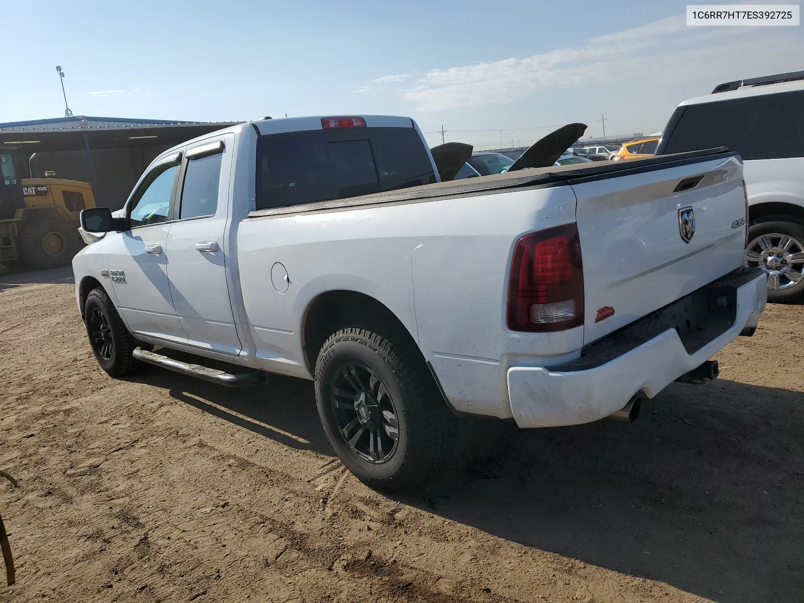 1C6RR7HT7ES392725 2014 Ram 1500 Sport