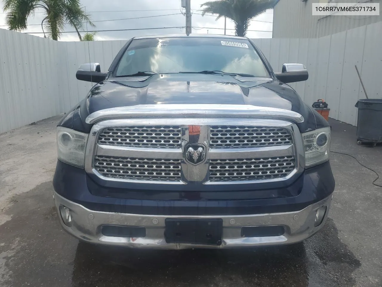 1C6RR7VM6ES371734 2014 Ram 1500 Laramie