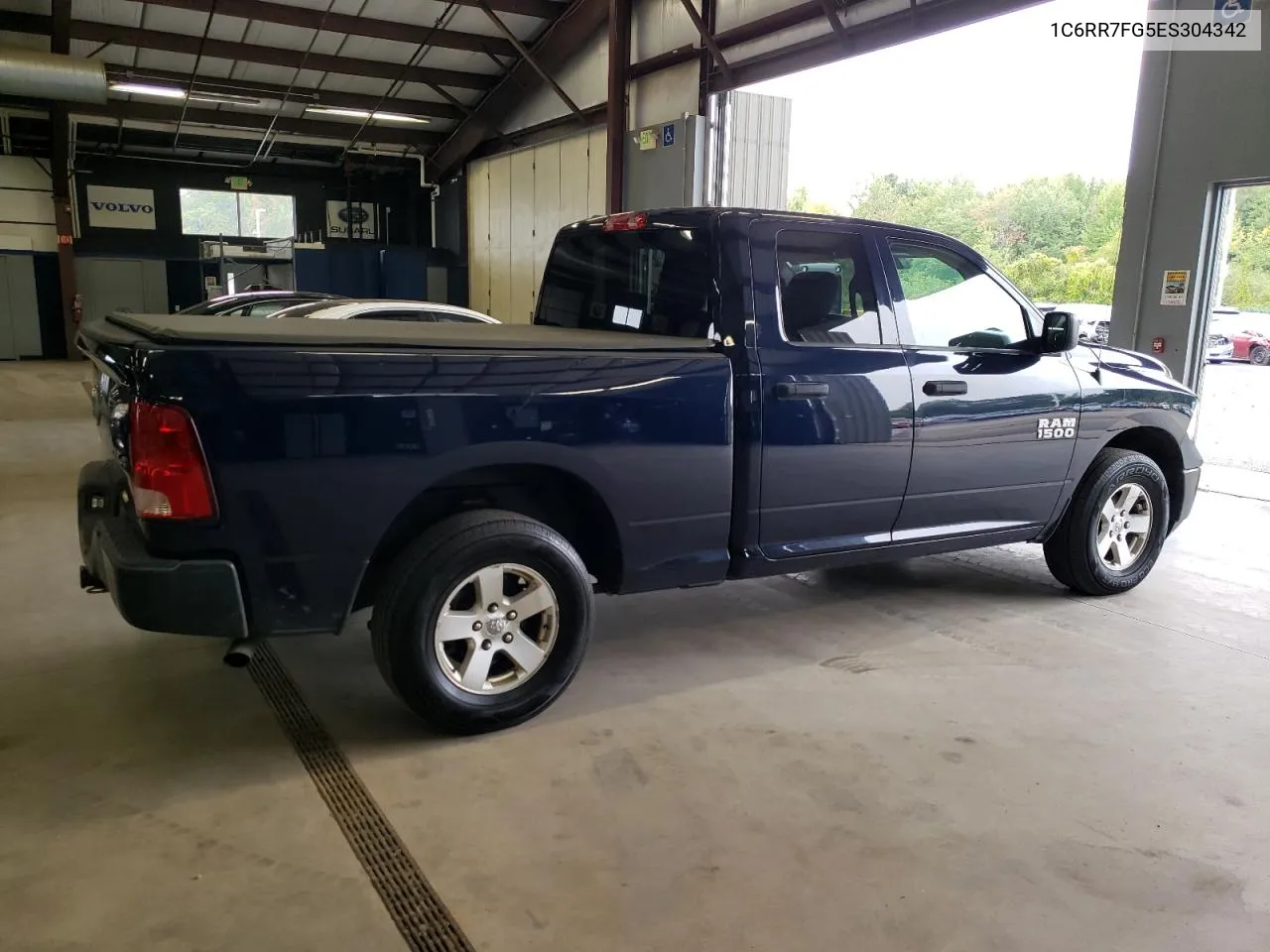 2014 Ram 1500 St VIN: 1C6RR7FG5ES304342 Lot: 72395414