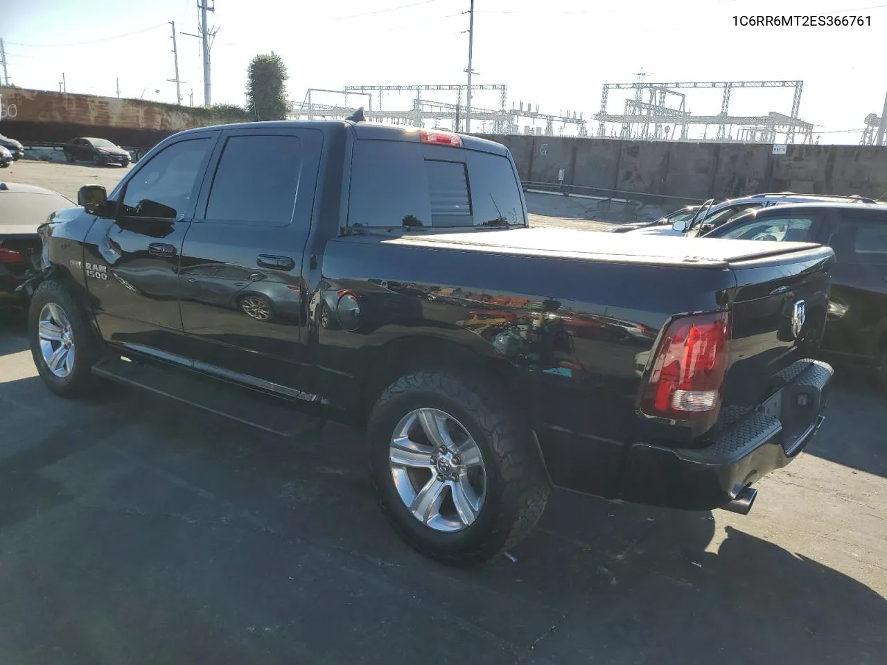 2014 Ram 1500 Sport VIN: 1C6RR6MT2ES366761 Lot: 75032984