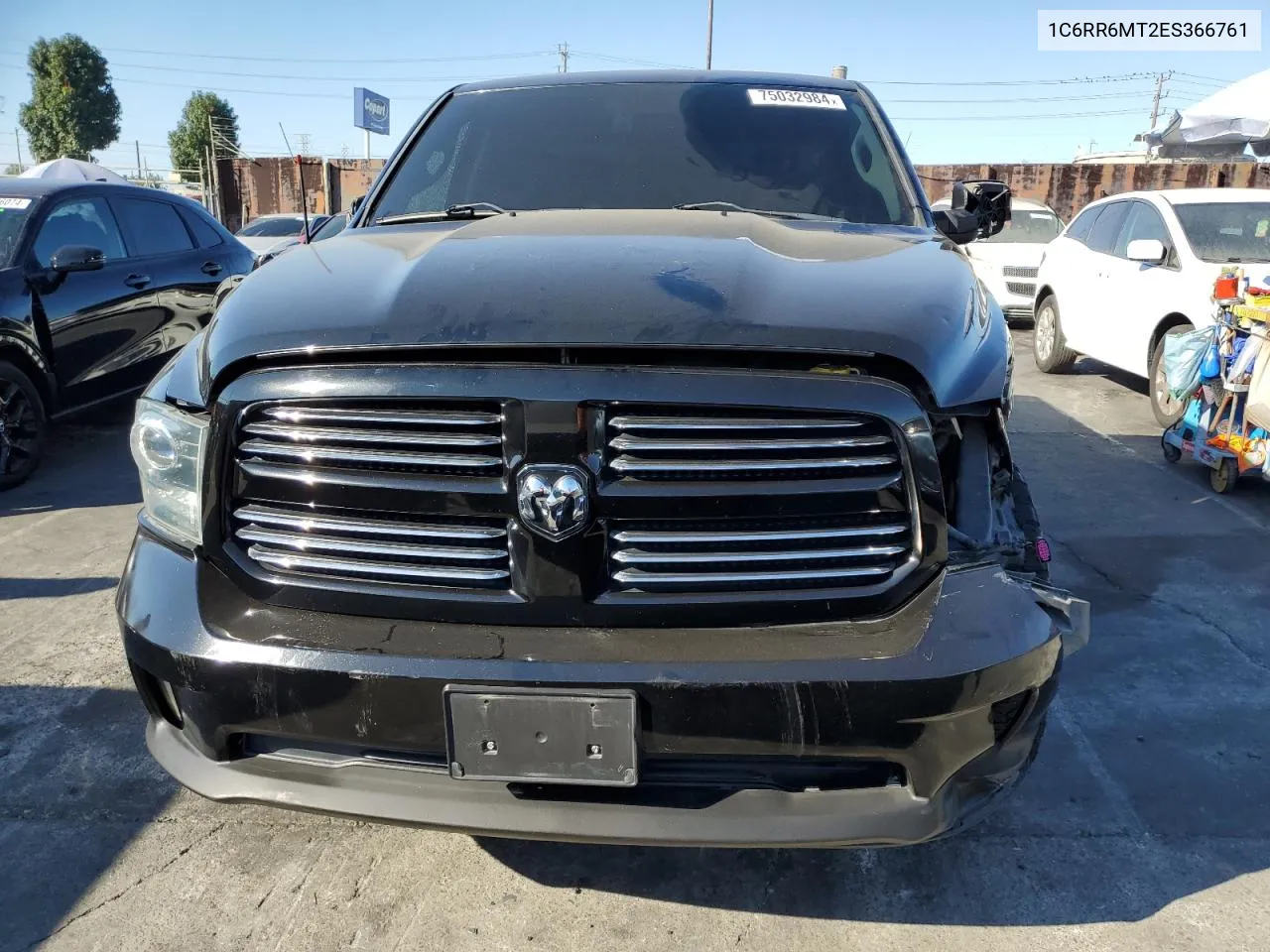 1C6RR6MT2ES366761 2014 Ram 1500 Sport