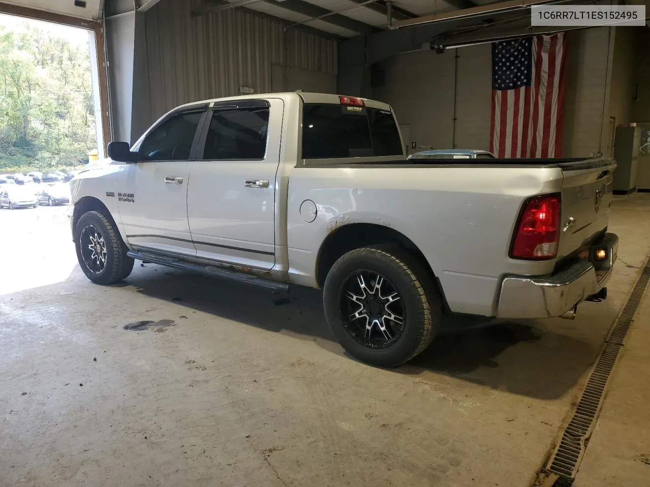 2014 Ram 1500 Slt VIN: 1C6RR7LT1ES152495 Lot: 75398894