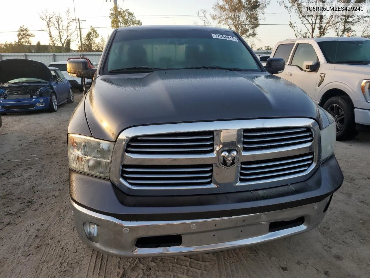 1C6RR6LM2ES429240 2014 Ram 1500 Slt