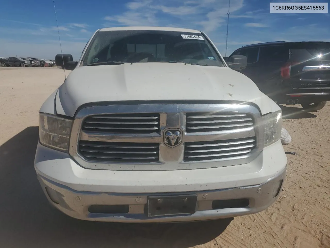 1C6RR6GG5ES415563 2014 Ram 1500 Slt