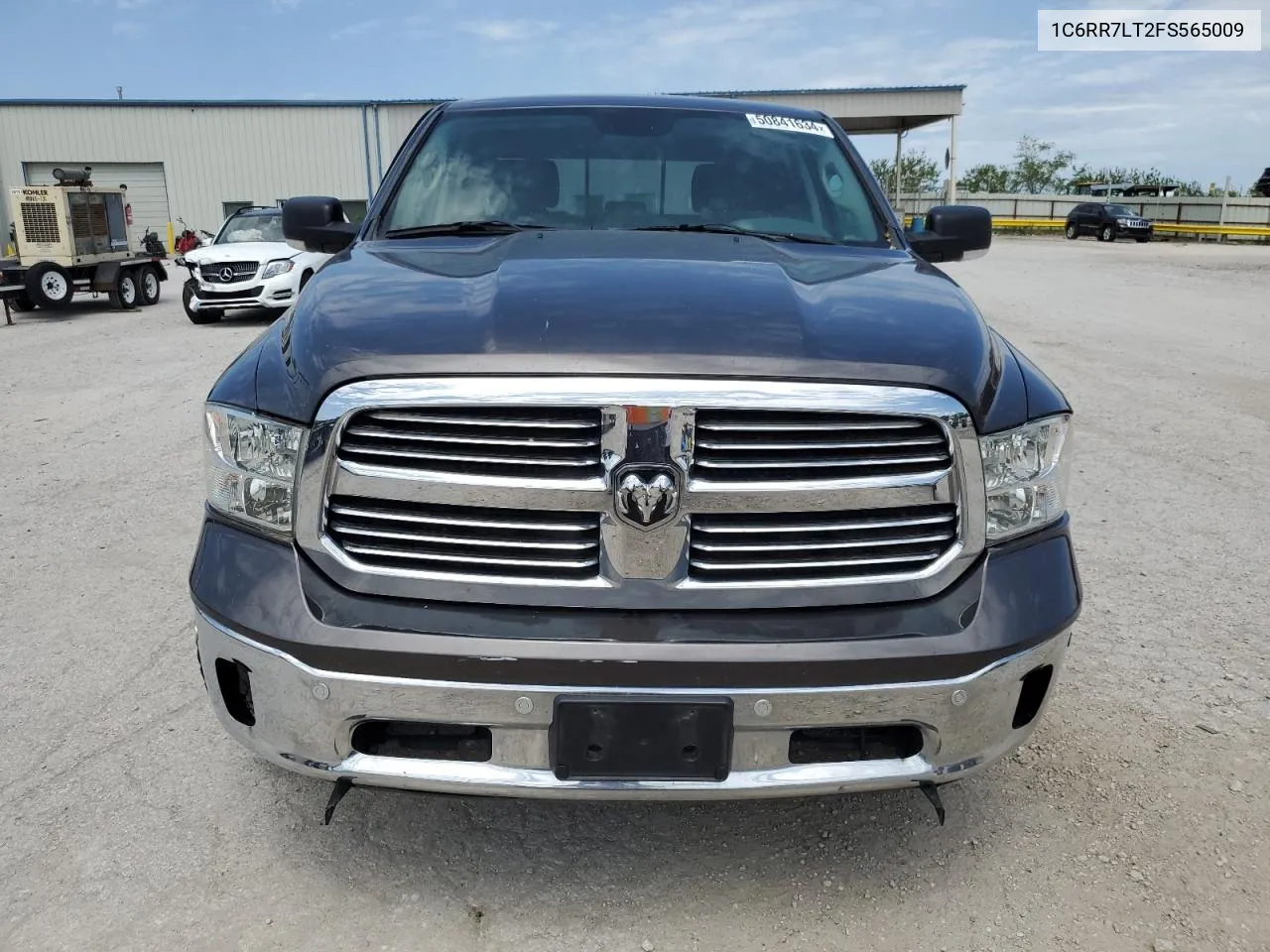 1C6RR7LT2FS565009 2015 Ram 1500 Slt