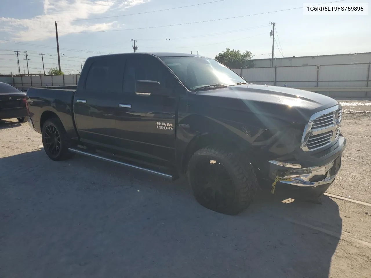 1C6RR6LT9FS769896 2015 Ram 1500 Slt