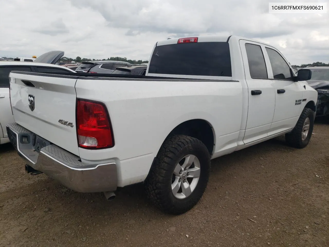 1C6RR7FMXFS690621 2015 Ram 1500 St