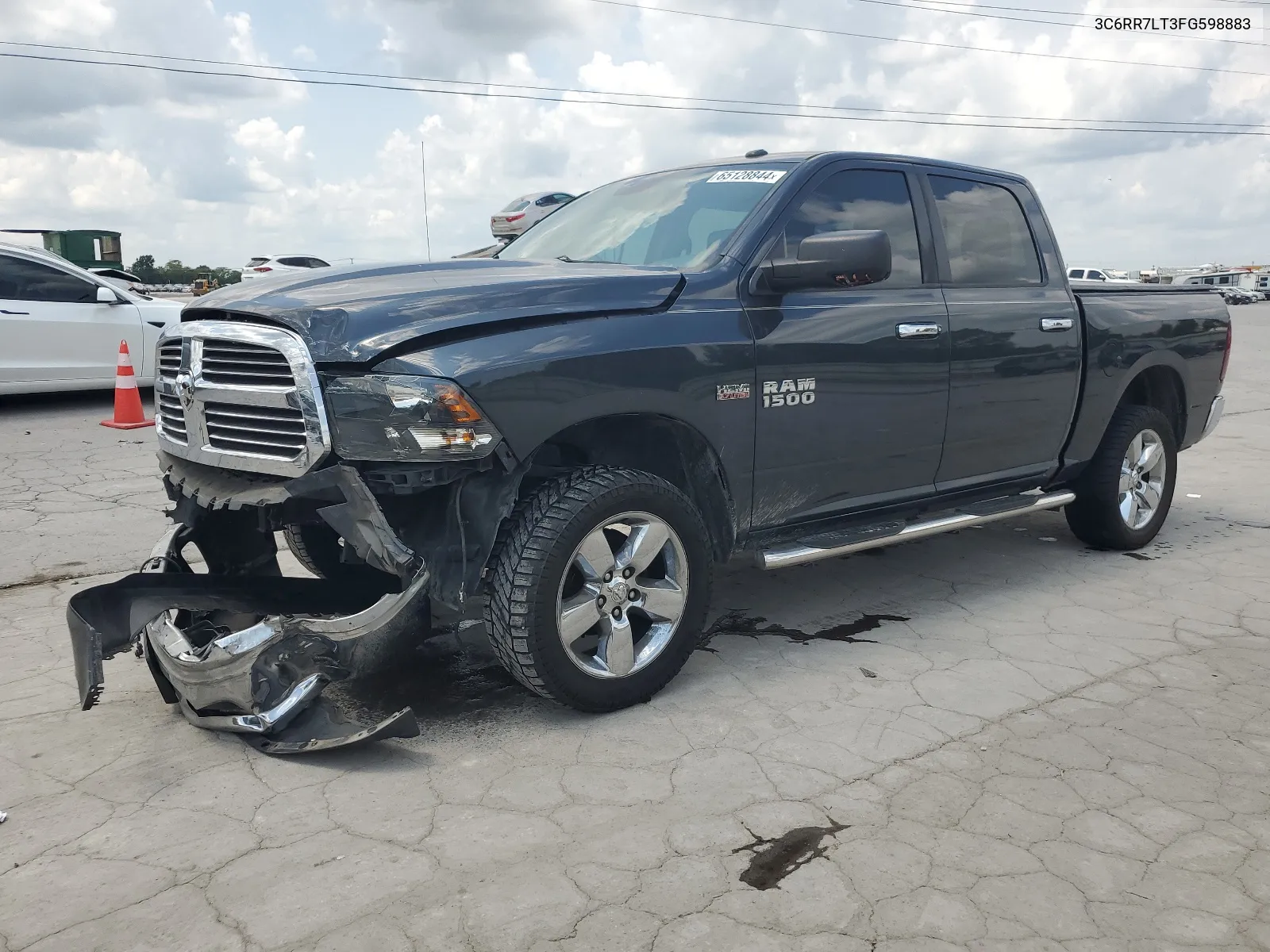 3C6RR7LT3FG598883 2015 Ram 1500 Slt