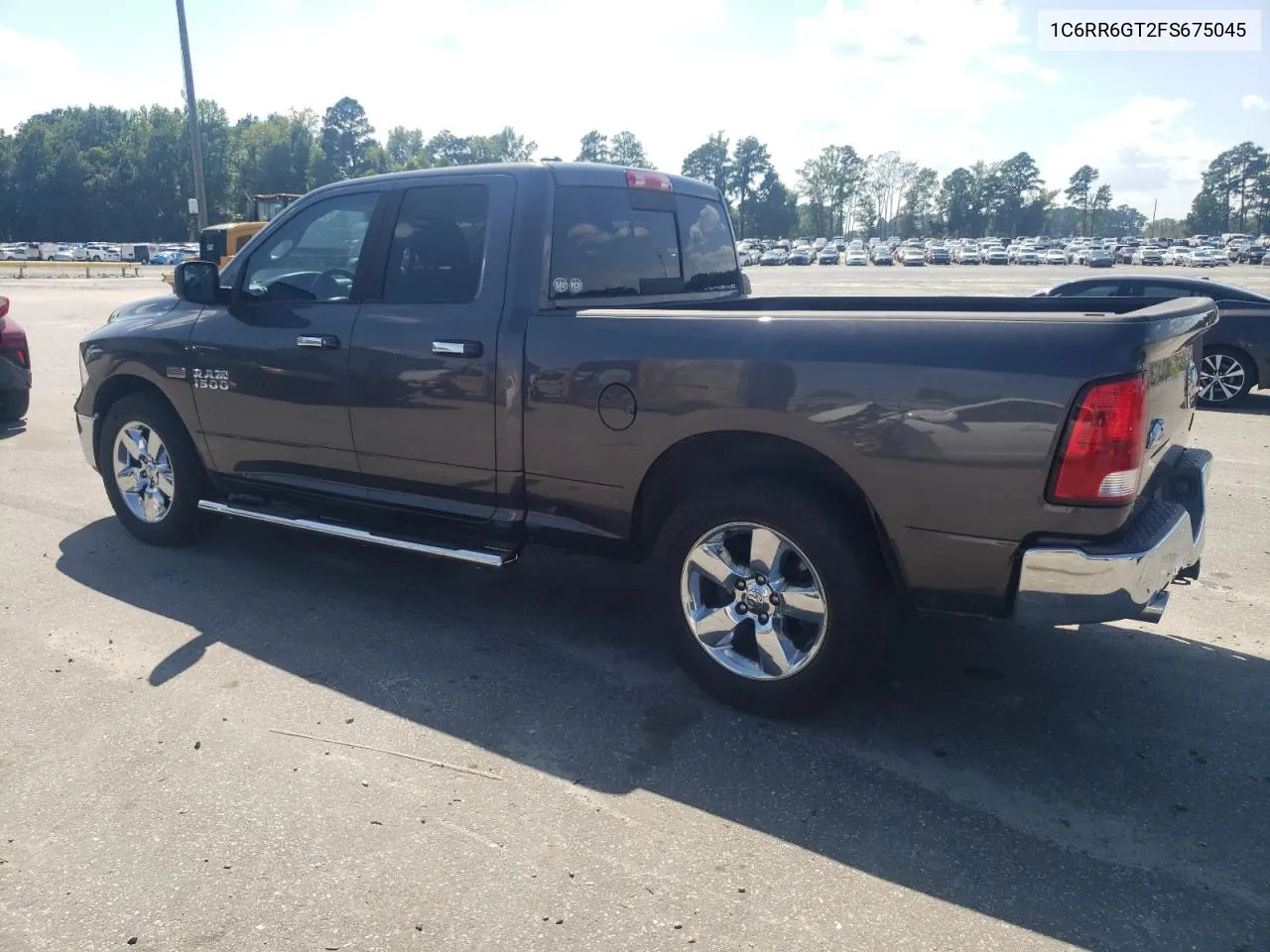 1C6RR6GT2FS675045 2015 Ram 1500 Slt