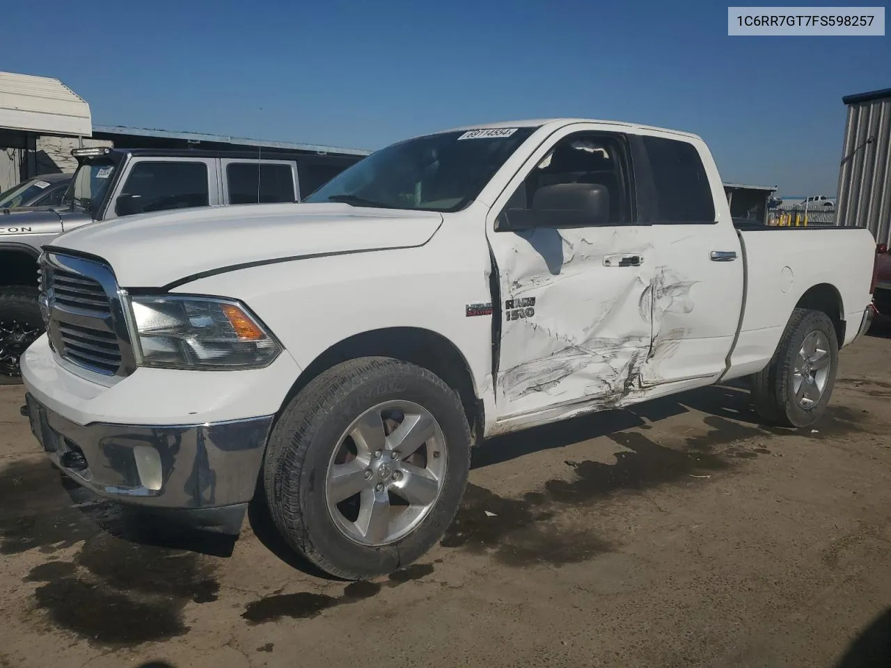 1C6RR7GT7FS598257 2015 Ram 1500 Slt