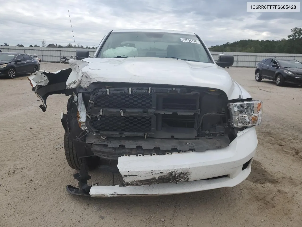 1C6RR6FT7FS605428 2015 Ram 1500 St