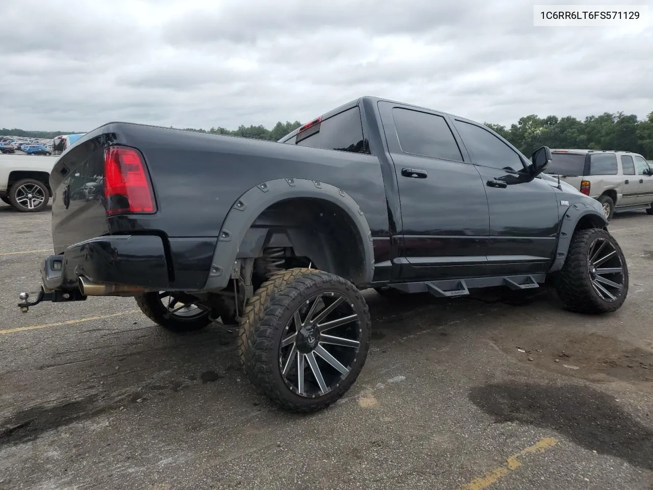 1C6RR6LT6FS571129 2015 Ram 1500 Slt